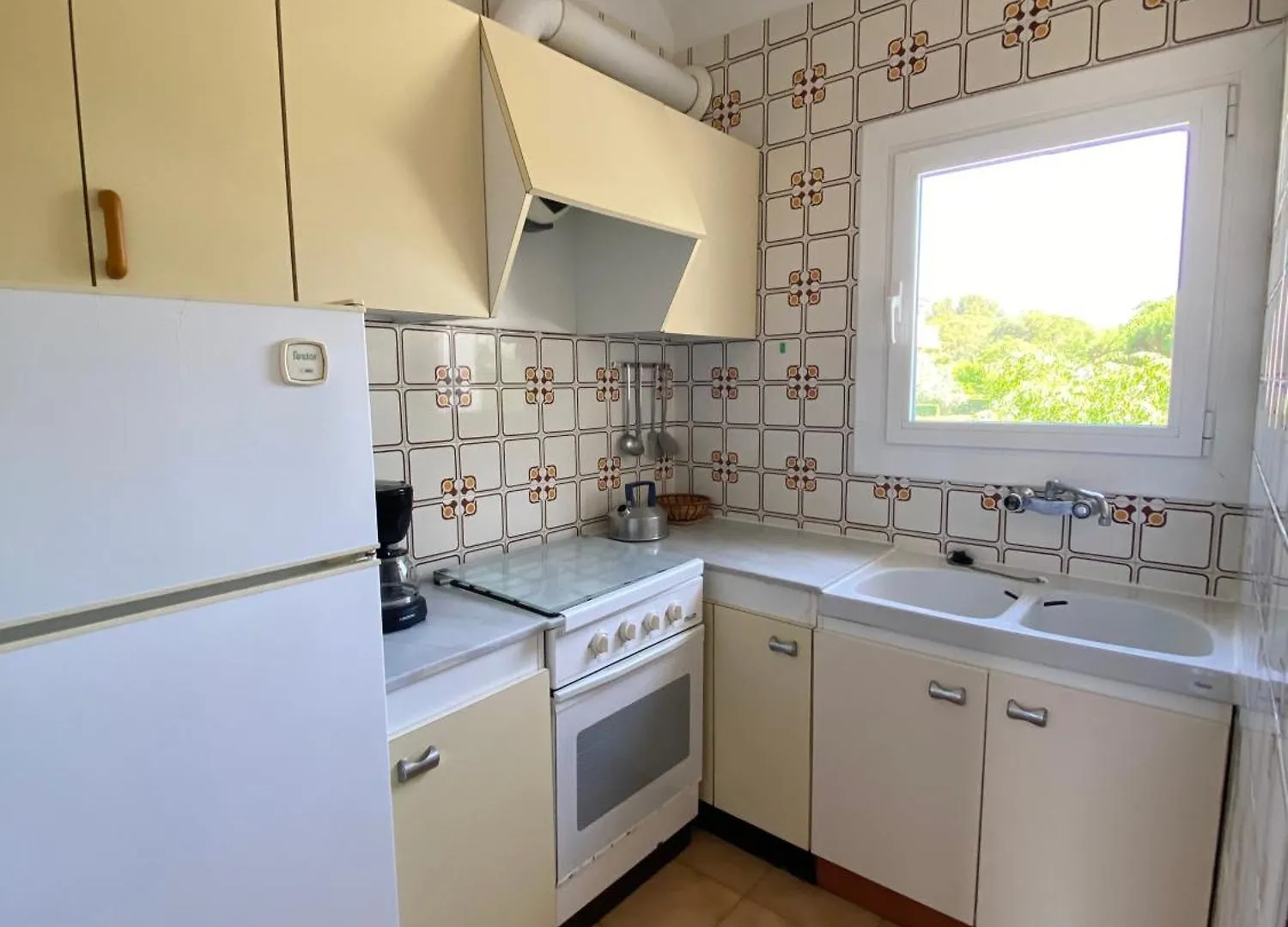 Apartaments Margarita Sabina Pinell 普拉加德阿罗 公寓