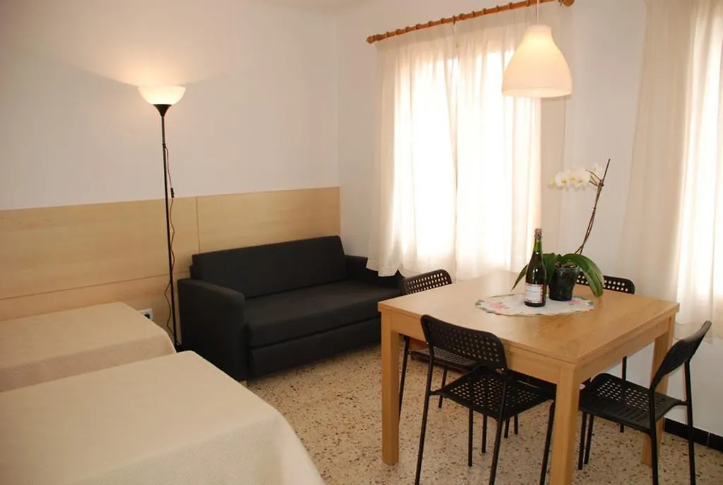 Apartaments Margarita Sabina Pinell Платья-де-Аро Апартаменты