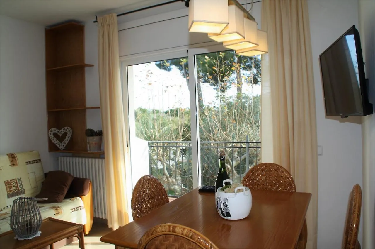 Apartaments Margarita Sabina Pinell Платья-де-Аро Апартаменты